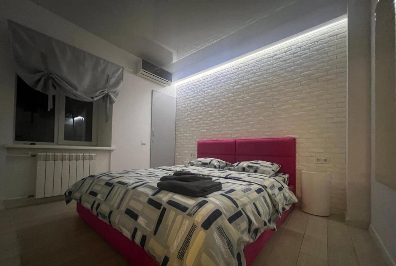 2-Room Luxury Apartment In The Center Kiev Exteriör bild