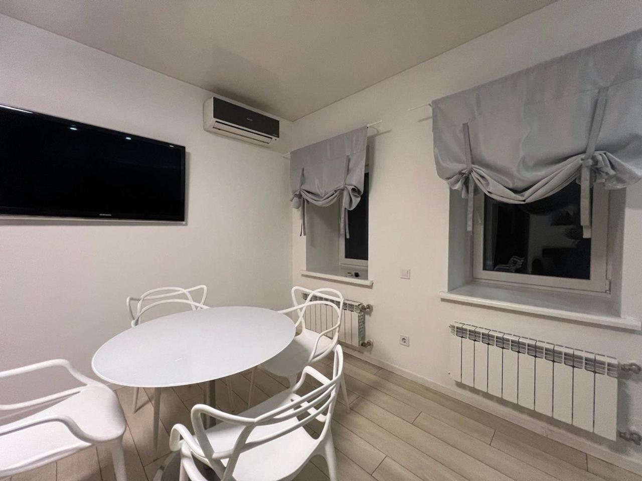 2-Room Luxury Apartment In The Center Kiev Exteriör bild