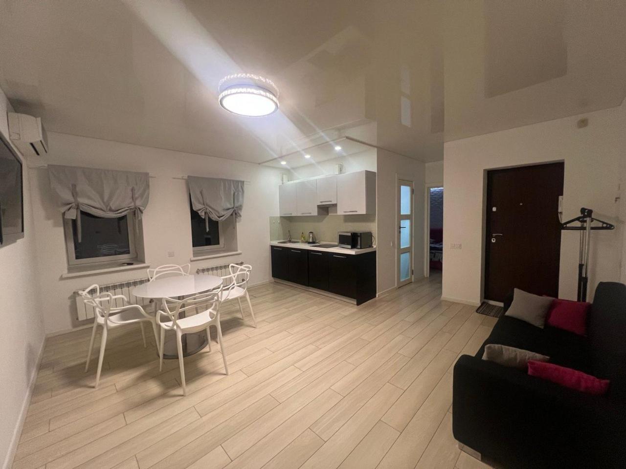 2-Room Luxury Apartment In The Center Kiev Exteriör bild